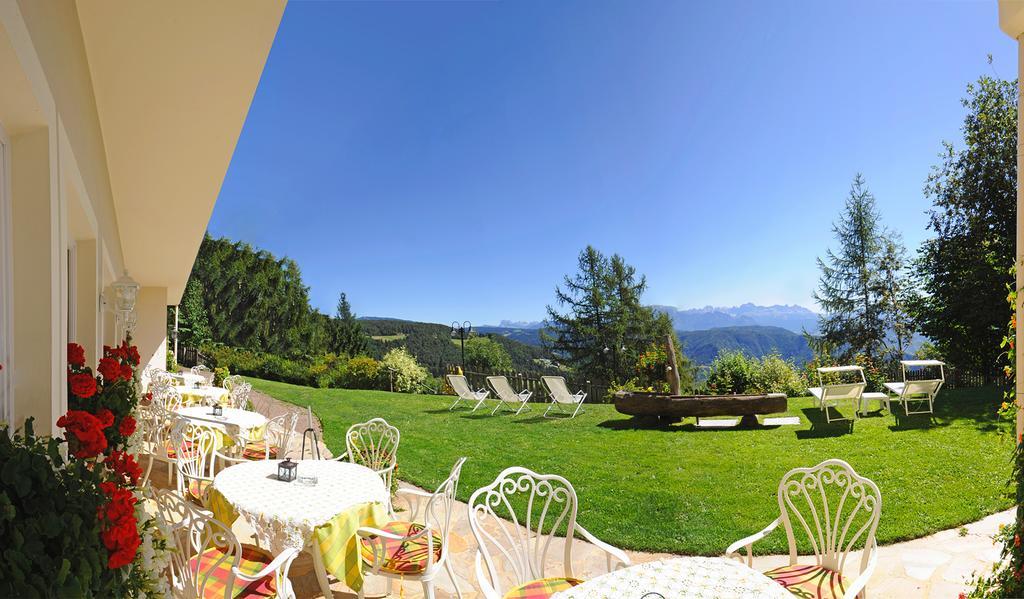 Hotel Koenig Laurin San Genesio Atesino Exterior foto